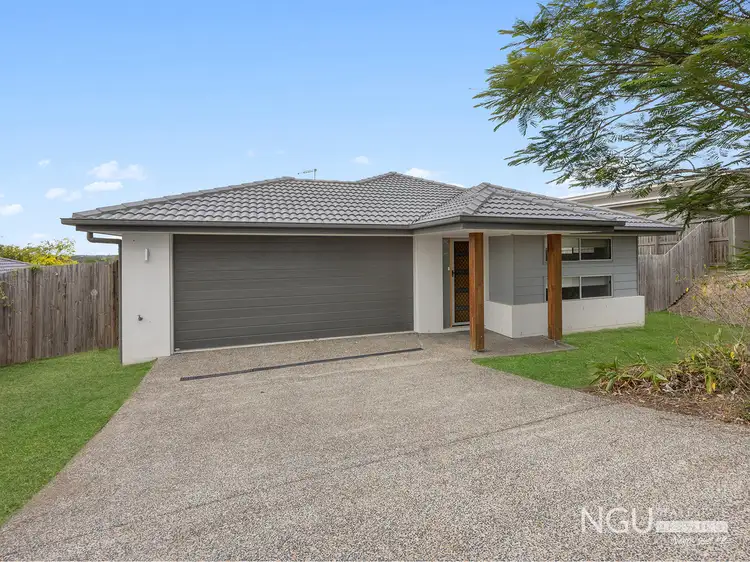 25 Chatswood Court, Deebing Heights QLD 4306