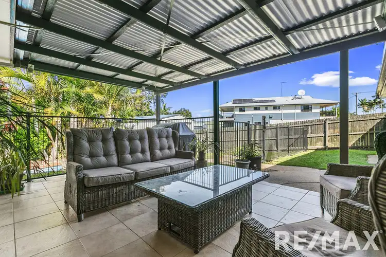 24 Turnstone Boulevard