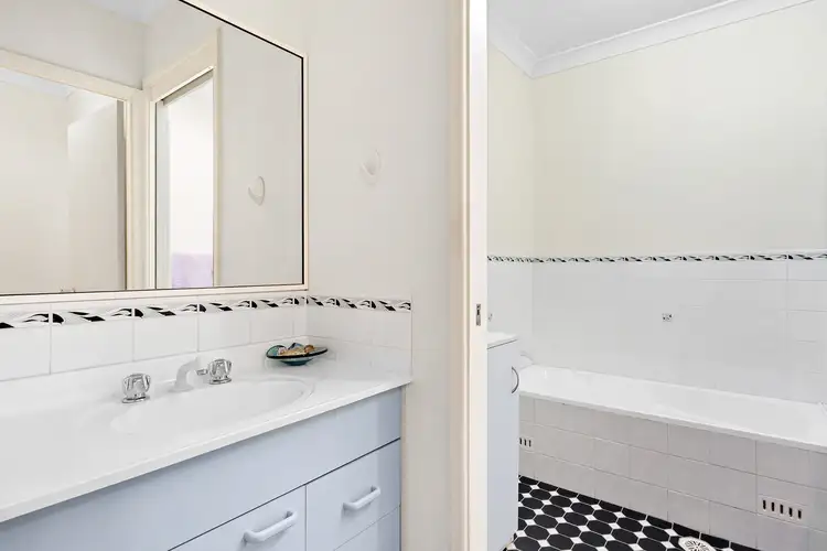 Sixth view of Homely unit listing, 2/52 Charles Street, Warners Bay NSW 2282