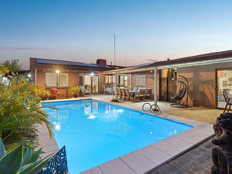16 Bates Way, Warnbro WA 6169