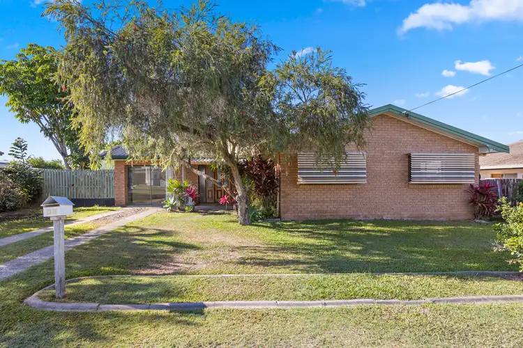 96 Limpus Street, Urangan QLD 4655