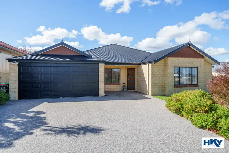17 Hopewell Pass, Carramar WA 6031