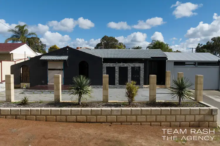Fourth view of Homely house listing, 1 Banner Place, Swan View WA 6056