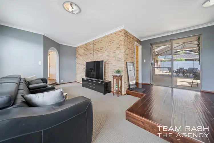 Sixth view of Homely house listing, 1 Banner Place, Swan View WA 6056