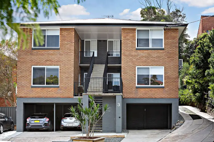 8/3 Mosbri Crescent, The Hill NSW 2300