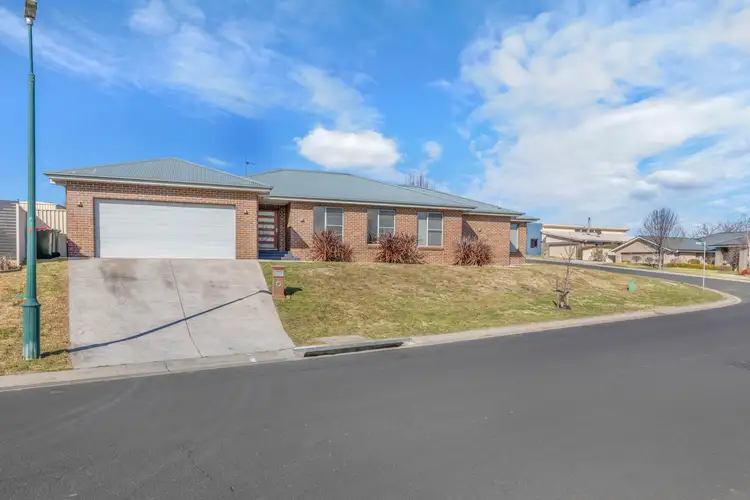 Main view of Homely house listing, 2 Mendel Drive, Kelso NSW 2795