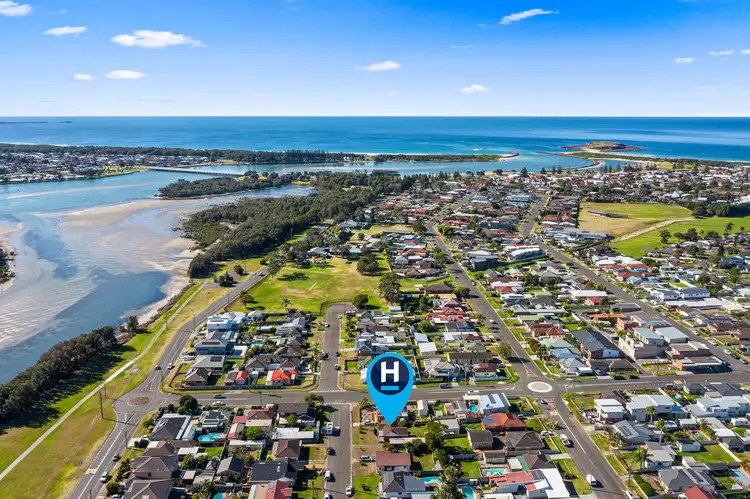 Sixth view of Homely house listing, 3 Kotari Parade, Lake Illawarra NSW 2528