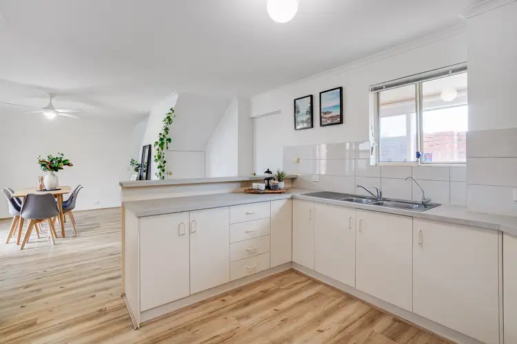 2/33 Henley Beach Road, Mile End SA 5031