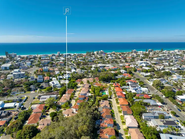 38/34 Albicore Street, Mermaid Waters QLD 4218