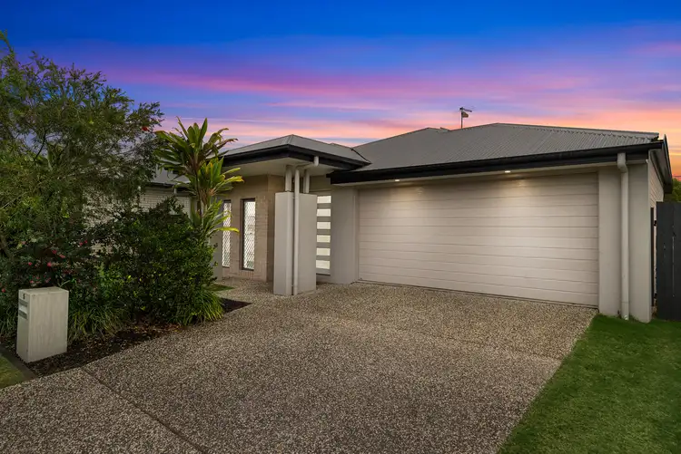 5 Valleygreen Close, Redland Bay QLD 4165