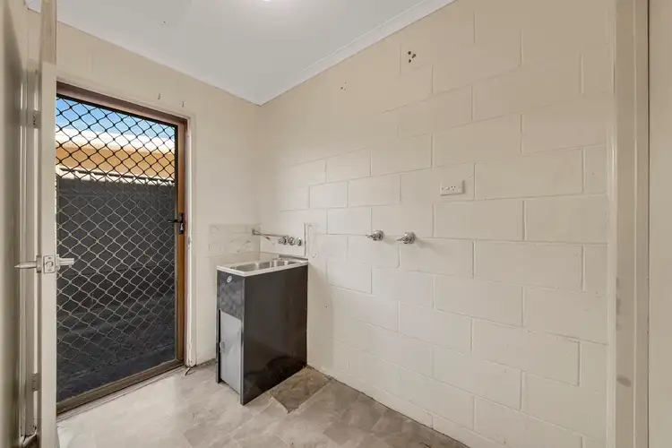 Fifth view of Homely unit listing, 1/37 J Hickey Avenue, Clinton QLD 4680