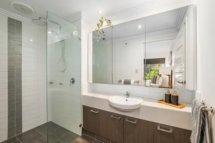 Seventh view of Homely house listing, 3 Casa Place, Inglewood WA 6052