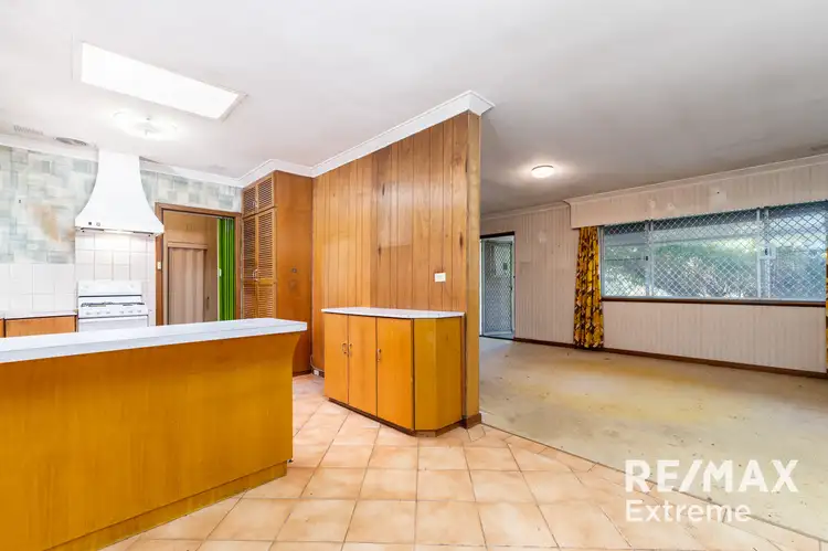 Seventh view of Homely house listing, 1 James Street, Mariginiup WA 6078