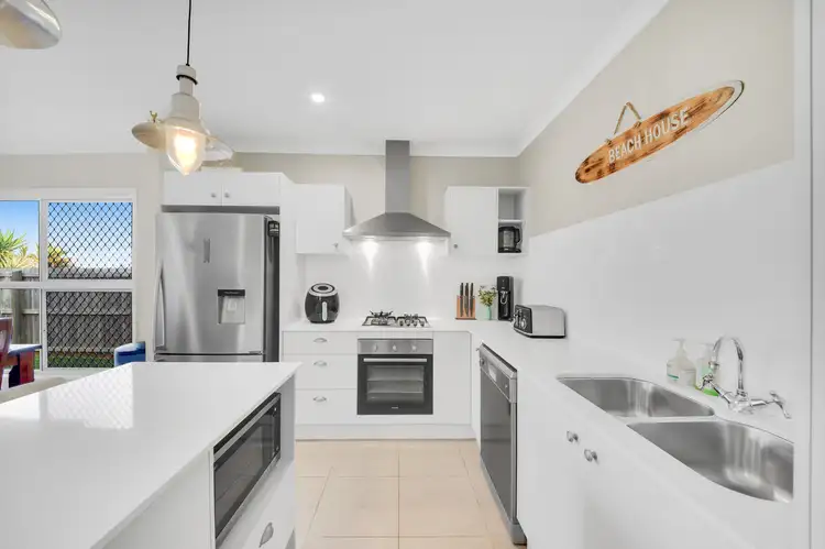 Second view of Homely semi-detached listing, 2/38 Apple Circuit, Griffin QLD 4503