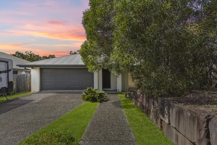 54 Jeff Collins Circuit, Bellbird Park QLD 4300