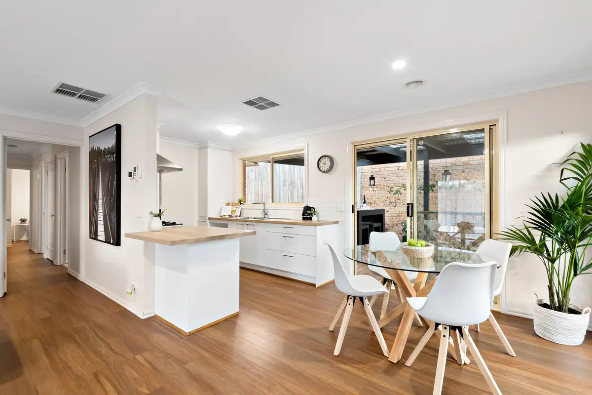 Main view of Homely unit listing, 6A Shannon Place, Langwarrin VIC 3910