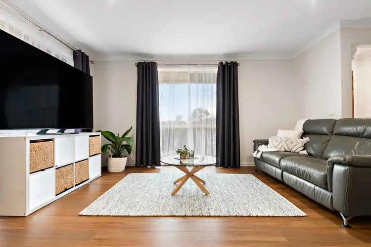 Fifth view of Homely unit listing, 6A Shannon Place, Langwarrin VIC 3910