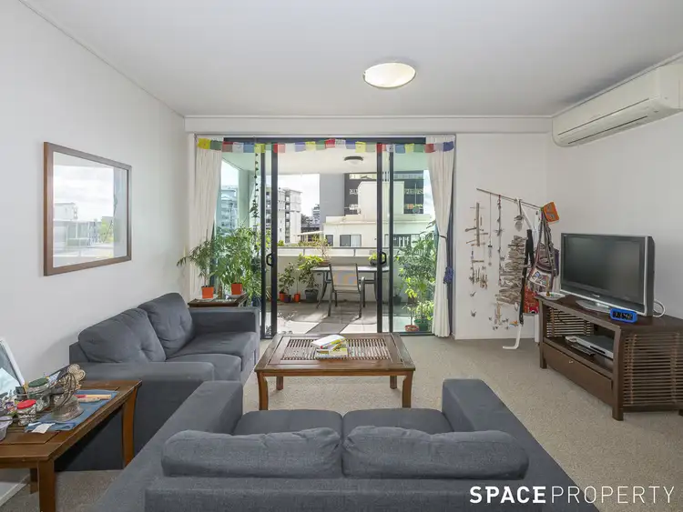 Fifth view of Homely apartment listing, 82/454 Upper Edward Street, Spring Hill QLD 4000