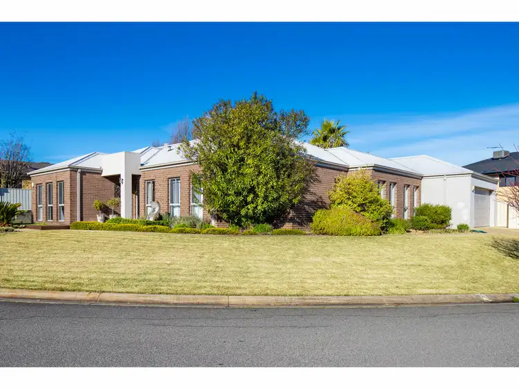 112 Newton Circuit, Thurgoona NSW 2640