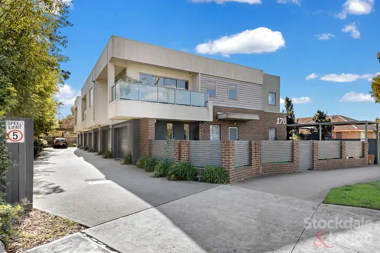 Second view of Homely townhouse listing, 2/170 Glenroy Road, Glenroy VIC 3046