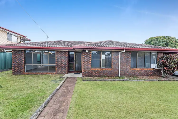 39 Peverell Street, Hillcrest QLD 4118