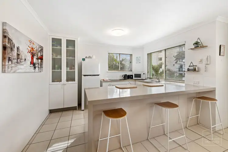 Fifth view of Homely unit listing, 6/15 Arthur Street, Kings Beach QLD 4551