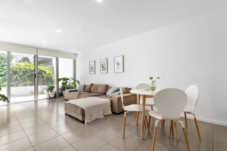 2108/1-7 Waterford Court, Bundall QLD 4217