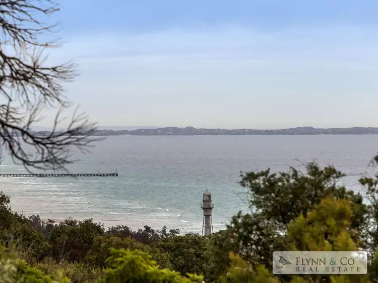 8 Waller Place, Mccrae VIC 3938