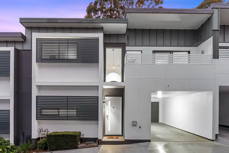 9/14-16 Empress Street, Centenary Heights QLD 4350
