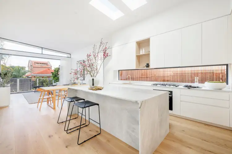 6 Lincoln Street, Dulwich Hill NSW 2203