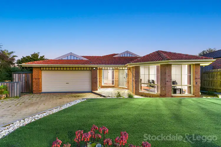44 Earlsfield Drive, Berwick VIC 3806