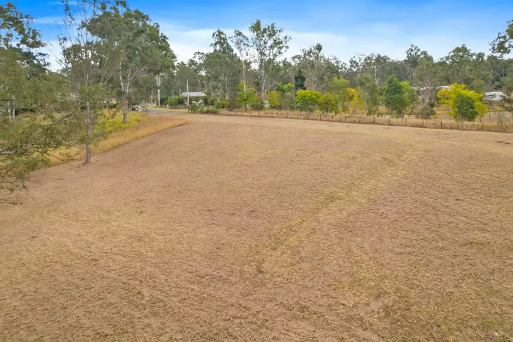 14 Riverside Court, Barellan Point QLD 4306
