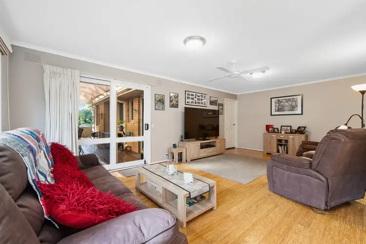 Fifth view of Homely house listing, 5 Carisbrook Court, Langwarrin VIC 3910
