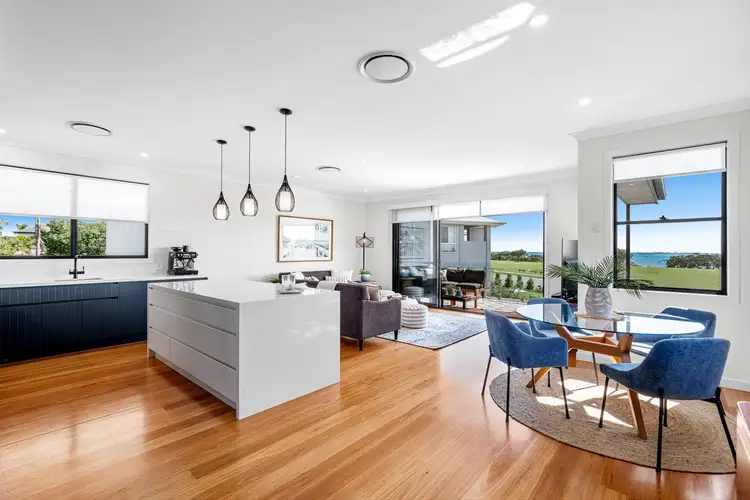 Fifth view of Homely house listing, 1A Dorsal Drive, Birkdale QLD 4159