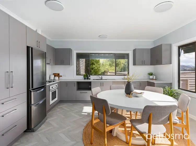 9 Officer Street, New Norfolk TAS 7140