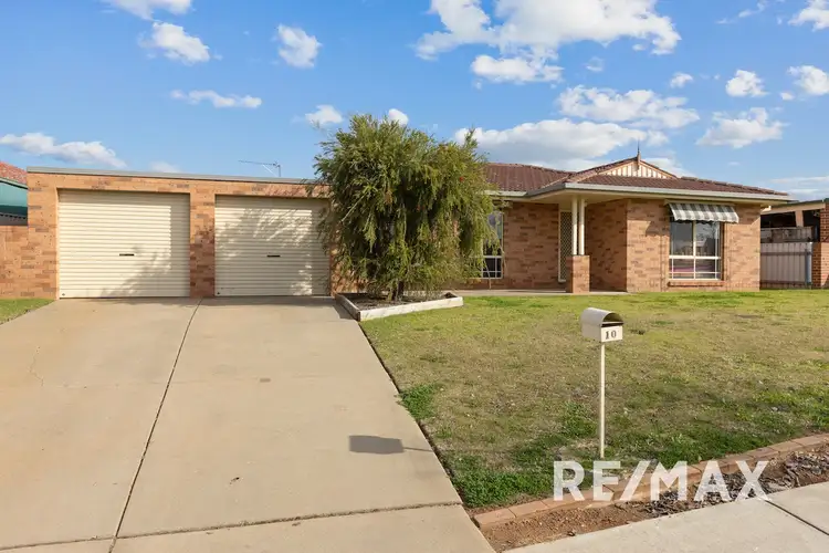 Third view of Homely house listing, 10 Yentoo Drive, Glenfield Park NSW 2650