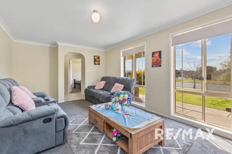 Fifth view of Homely house listing, 10 Yentoo Drive, Glenfield Park NSW 2650
