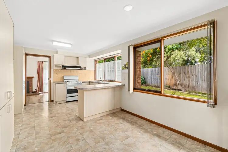 Fifth view of Homely house listing, 5 King Avenue, Sale VIC 3850