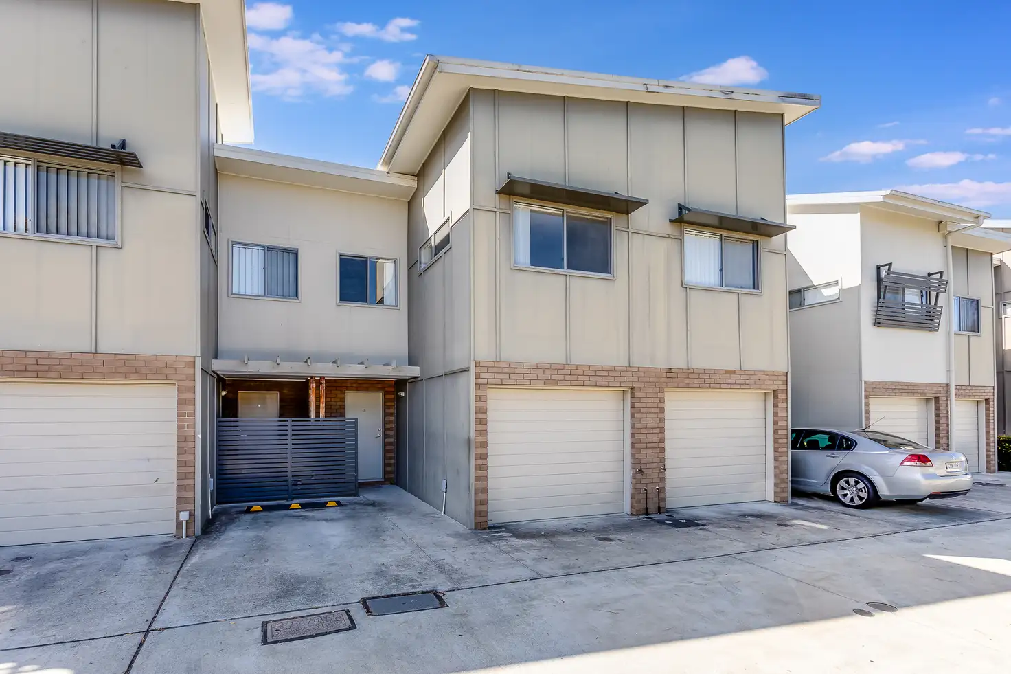 Main view of Homely unit listing, 15/11 Thistledome Street, Morayfield QLD 4506