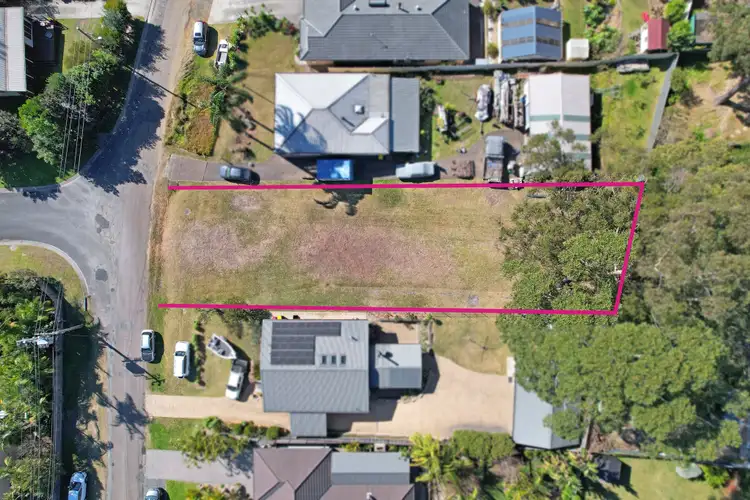 9 Edward Avenue, Kings Point NSW 2539