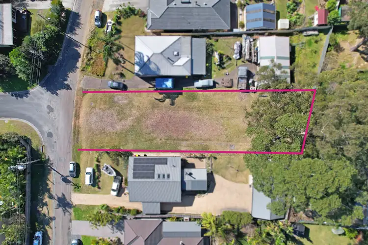9 Edward Avenue, Kings Point NSW 2539