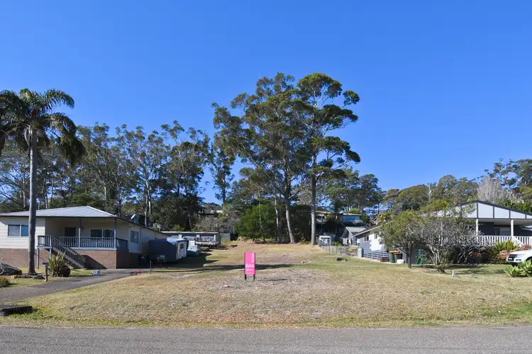 9 Edward Avenue, Kings Point NSW 2539