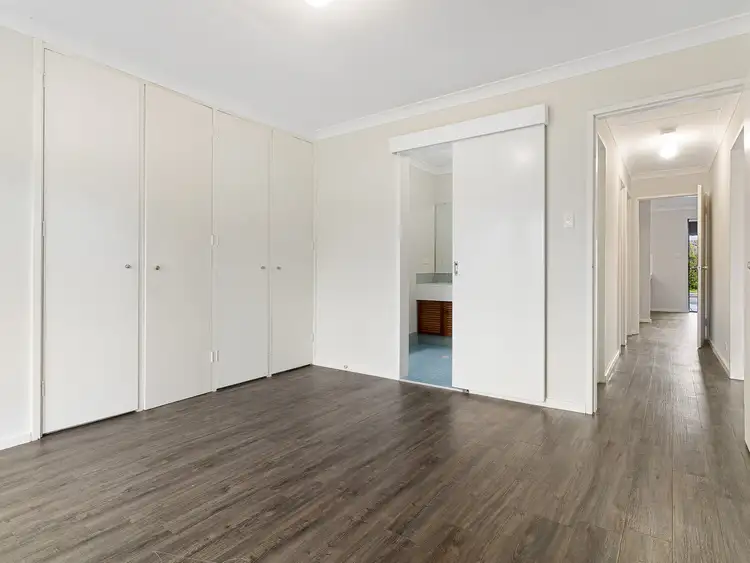 Sixth view of Homely house listing, 2 Toora Place, Cooloongup WA 6168