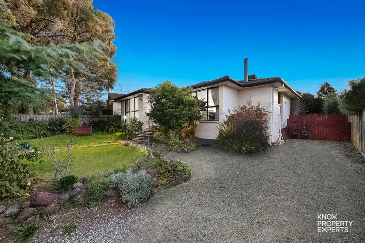 37 Debra Street, Rowville VIC 3178