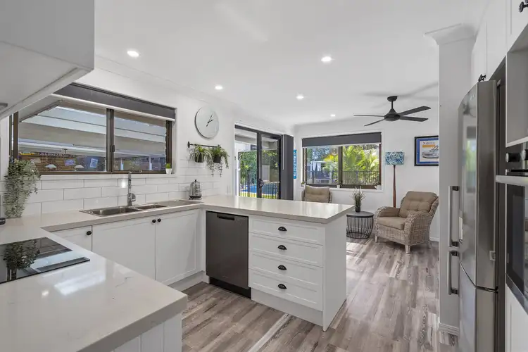 Fifth view of Homely house listing, 4 Calder Crescent, Helensvale QLD 4212