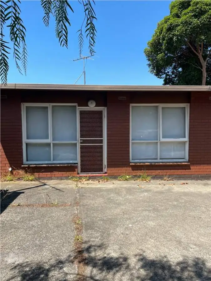 5 Isabella Street