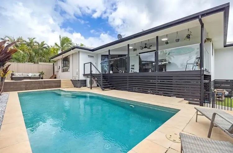 1 The Parkway, Aroona QLD 4551