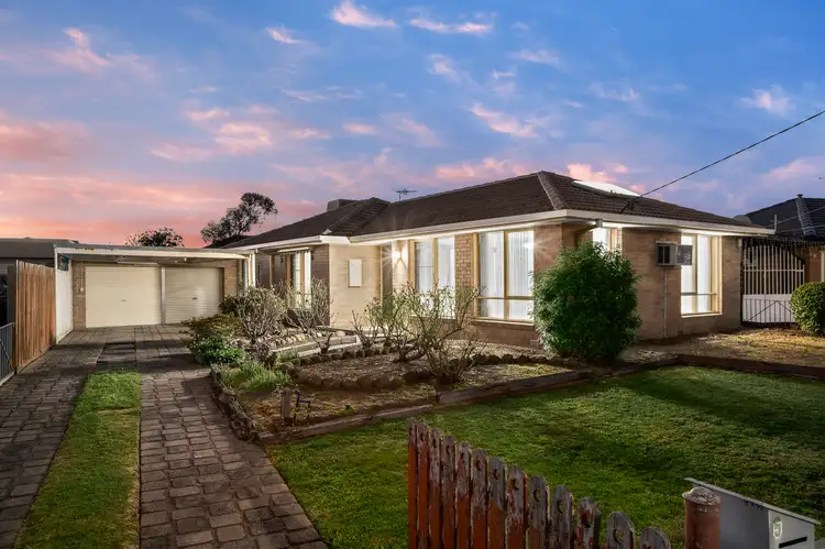 Main view of Homely house listing, 5 Gaynor Crescent, Gladstone Park VIC 3043