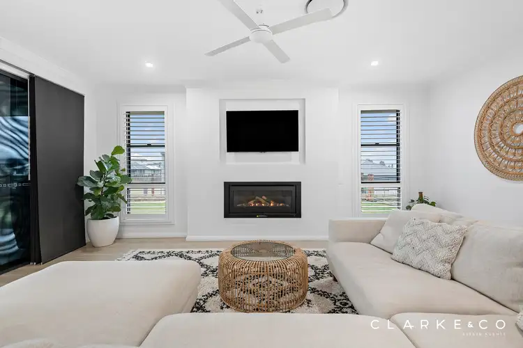 Sixth view of Homely house listing, 4 Stella Avenue, Louth Park NSW 2320