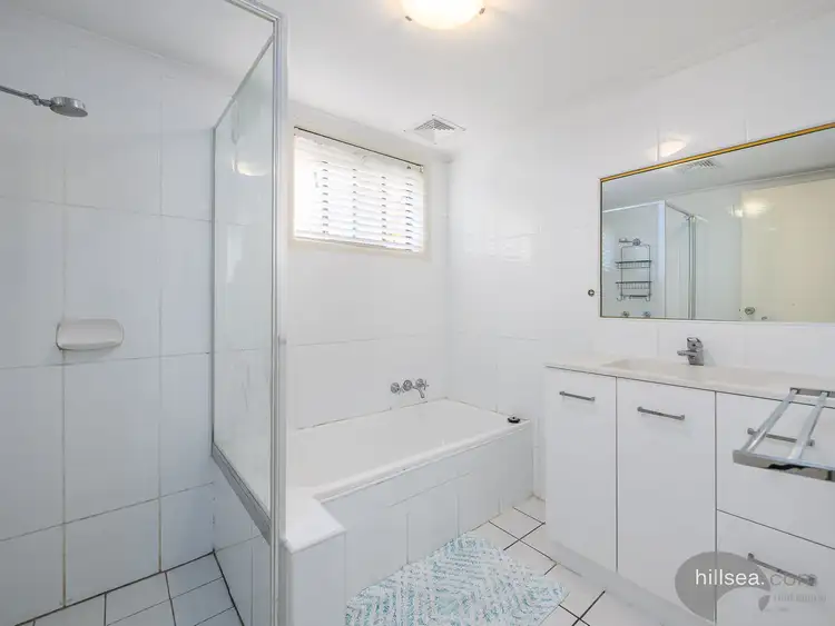 Sixth view of Homely unit listing, 2/18 Madang Crescent, Runaway Bay QLD 4216